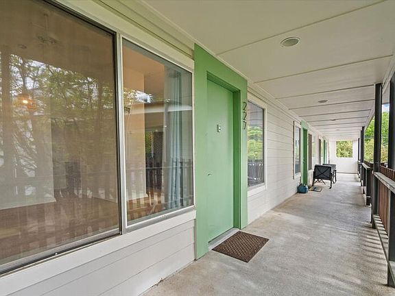 3rd image of 2200 Dickson Dr APT 227