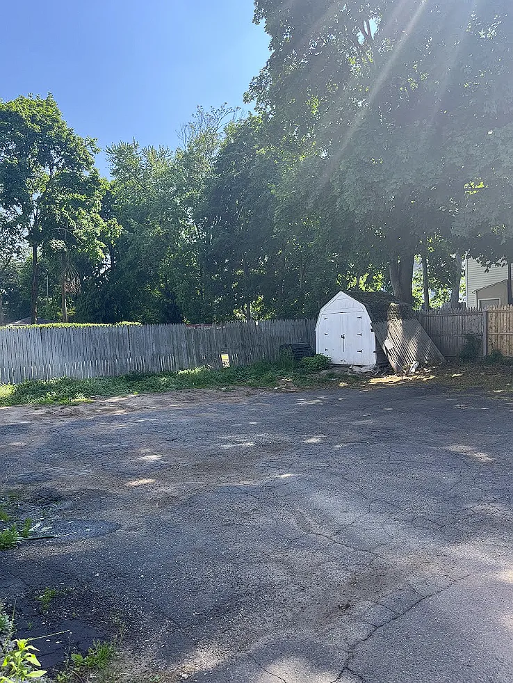 2 bed, 800 sqft, $1,500 — Photo 4