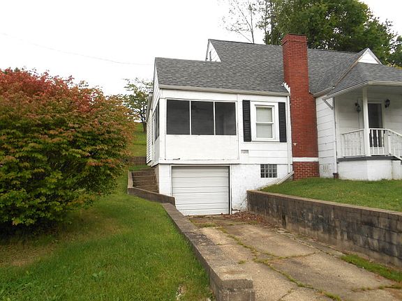 2nd image of 7745 Sissonville Dr