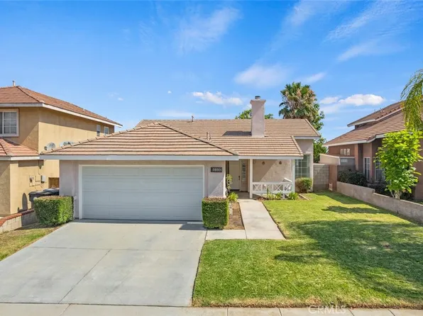 16606 Windcrest Dr, Fontana, CA 92337