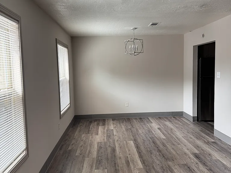 320 Magnolia St #22C — Photo 1
