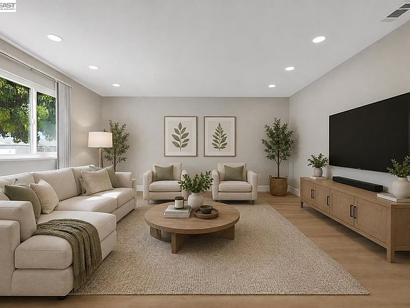 4th image of 587 Somoa Ln