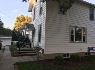 161 E College Ave, Pemberville, OH 43450