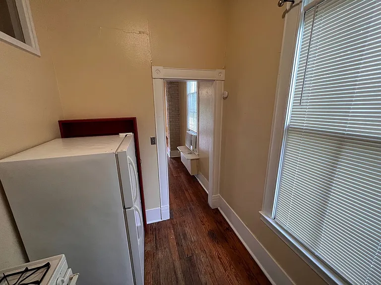 111 Adams St — Photo 21