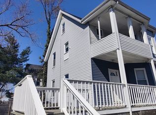 87 Auburn St, Brockton, MA 02302
