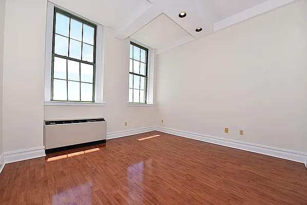 Rented by Keller Williams NYC | media 5