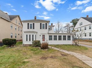 38 Oak St, Brockton, MA 02301