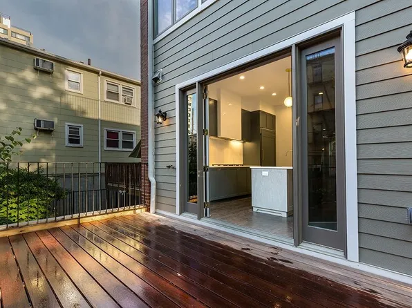 206 8th Street image 13 of 35