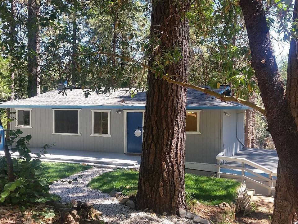1st image of 3090 Rolling Hills Dr