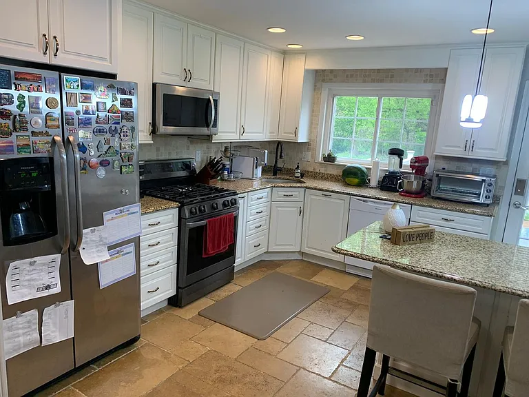 305 Garwood Pl — Photo 18