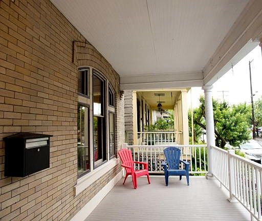 3rd image of 743 Oak St