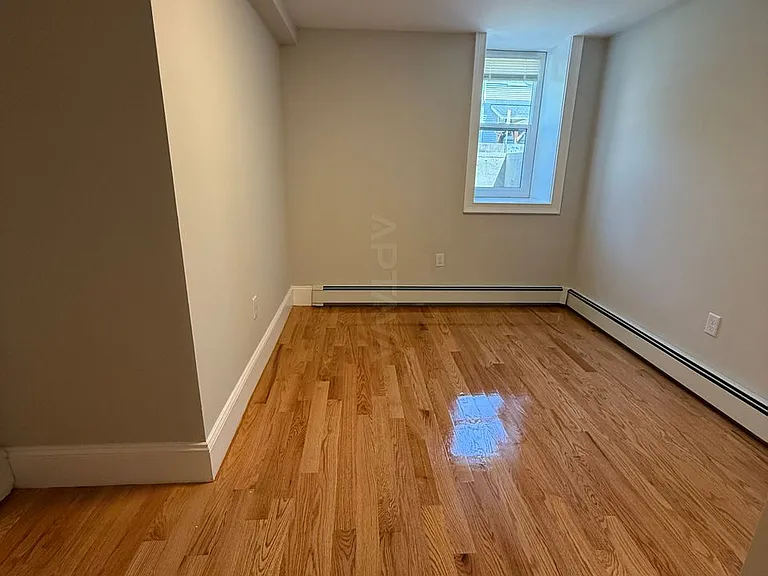 60 Bonair St #2 — Photo 8