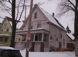 1318 N 32nd St, Milwaukee, WI 53208