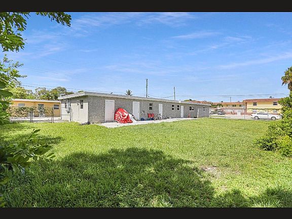 4th image of 1807 N 17th Avenue