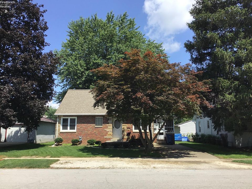 1204 June St, Fremont, OH 43420 Zillow