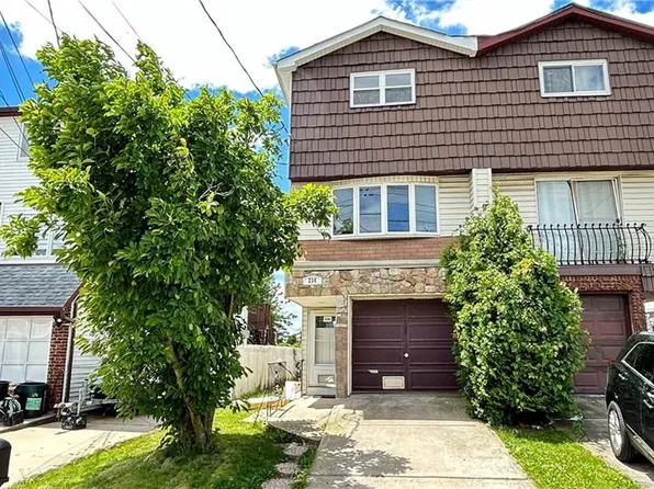 234 Slater Blvd, Staten Island, NY 10305