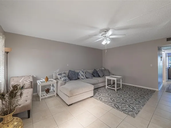 1902 Bermuda Circle #L4, Coconut Creek, FL 33066