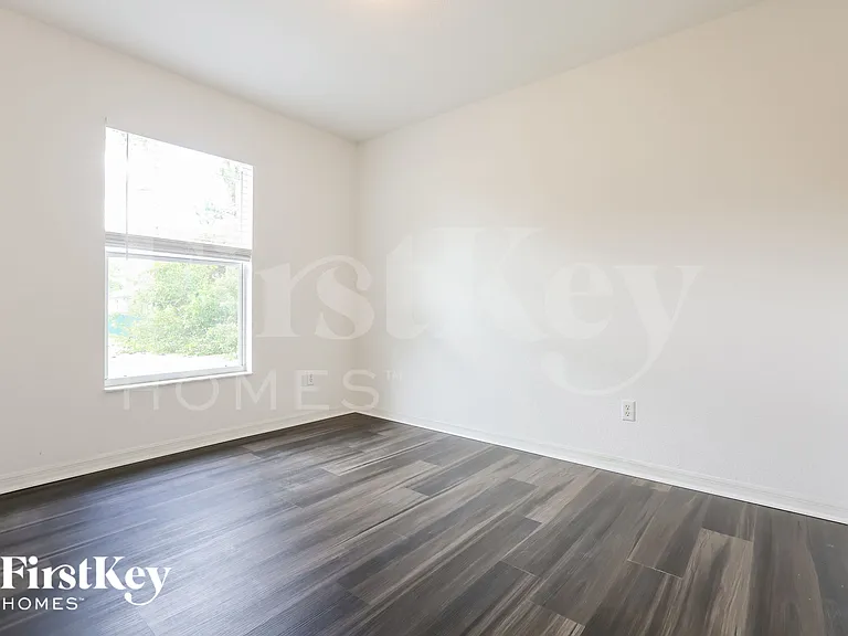 11092 Vanessa Ave — Photo 11