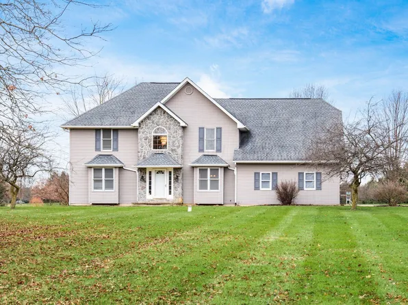 1245 E Slate Ridge Dr NW, Canal Winchester, OH 43110