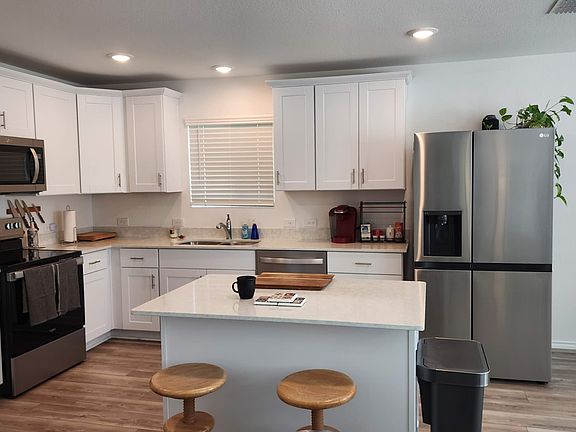 3rd image of 2205 Village Creek Ln