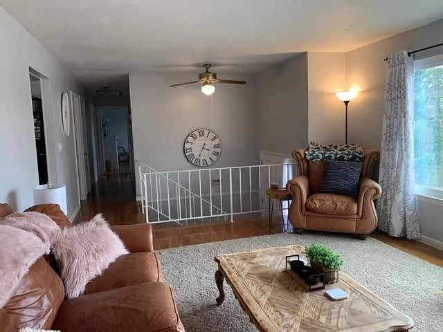 9309 Somerset Dr — Photo 3