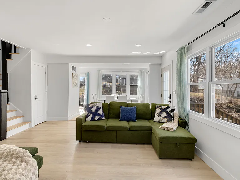 26415 W Beach St — Photo 15