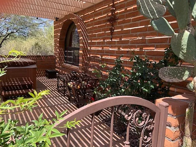 N Placita Roanoke — Photo 3