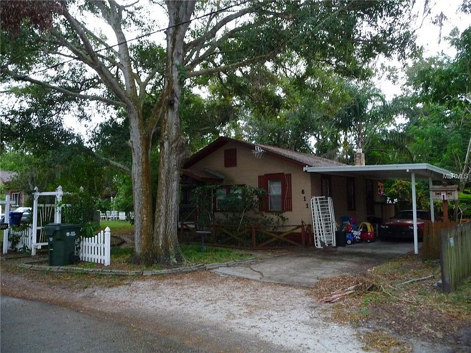 1st image of 611 14th Ave NW