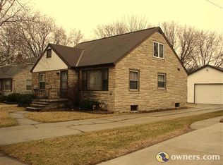 1438 McCormick St, Green Bay, WI 54301