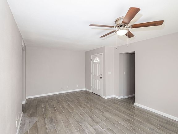 3rd image of 6031 W Hazelwood St