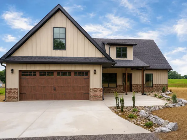 7734 Burgess Gower Rd, Cedar Hill, TN 37032