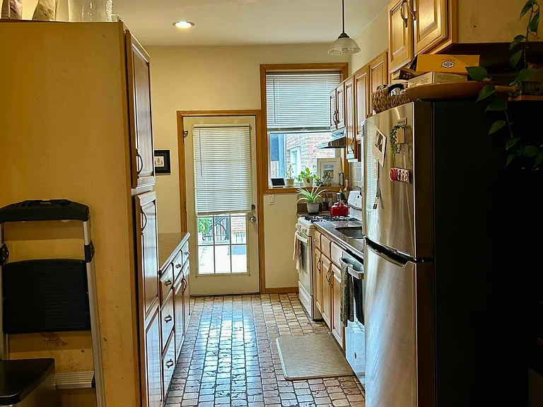 2755 W Logan Blvd #3 — Photo 15