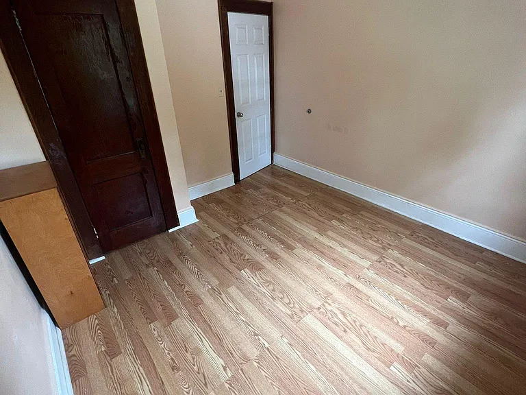 100 Trimble Ave #2 — Photo 16