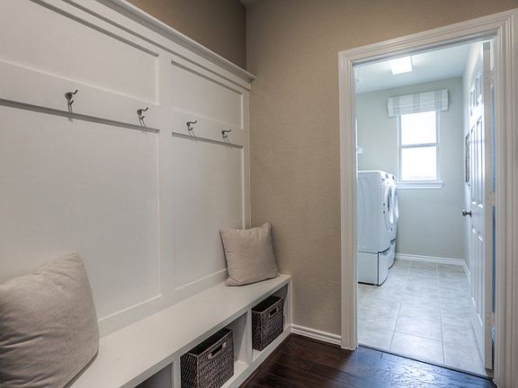 Everyday Entry R from garage with mud bench