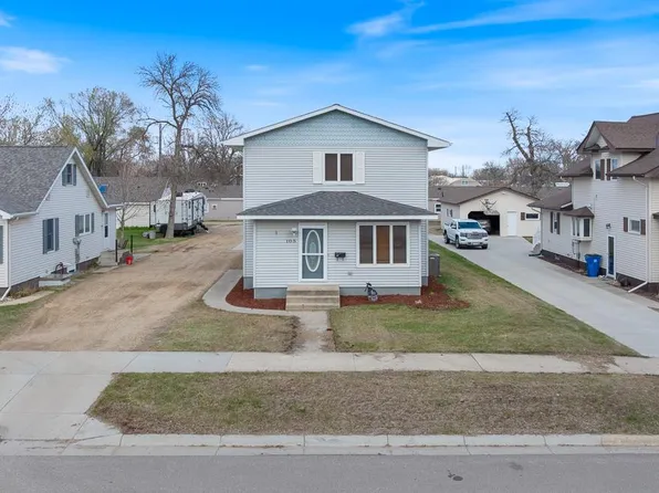 105 9th St W, Canby, MN 56220