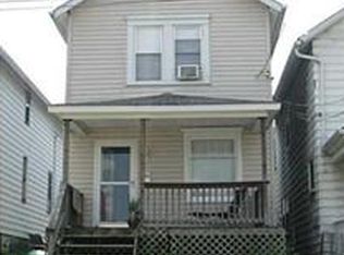 606 6th Ave, Coraopolis, PA 15108