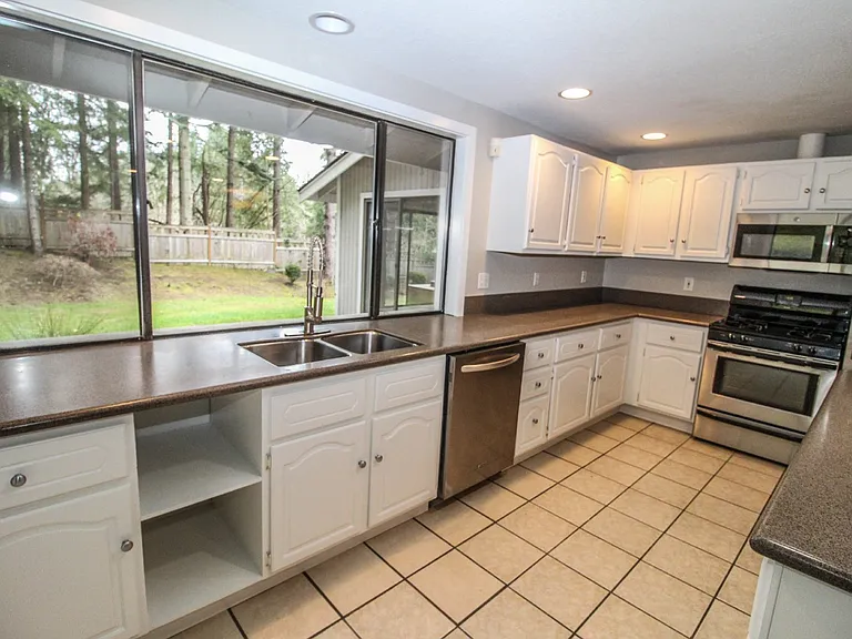 14725 28th Dr SE — Photo 10