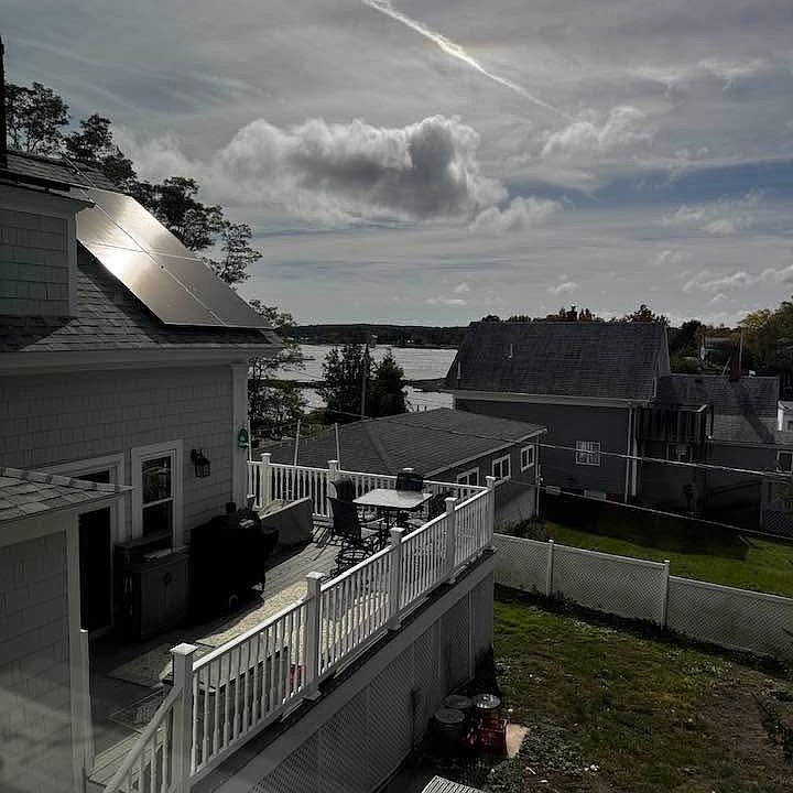 1st image of 14 Pleasant St