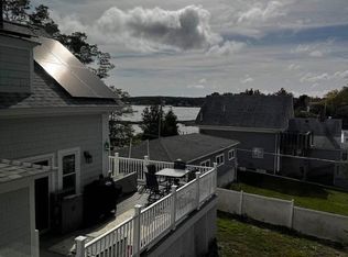14 Pleasant St, Kittery, ME 03904