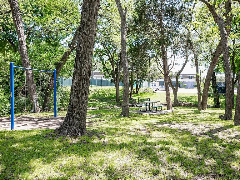 7960 Hunnicut Rd #1101 — Photo 24