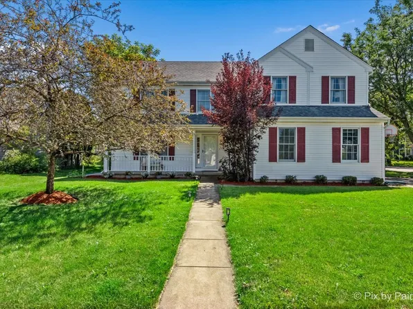 533 Lexington Dr, Geneva, IL 60134