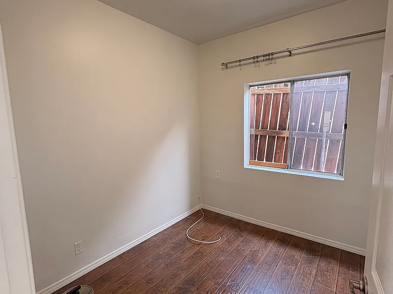 2261 Ewing St #1 — Photo 19