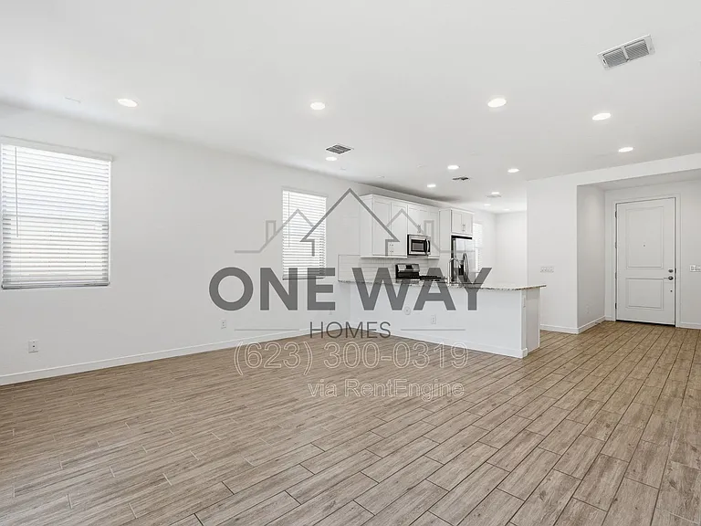 2962 E Mohave Ln — Photo 8