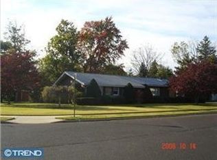 103 Handler Dr, Burlington, NJ 08016