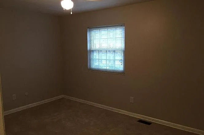 2561 Olde Hill Ct S — Photo 13