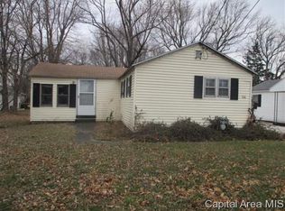 518 W Walnut St, Jacksonville, IL 62650