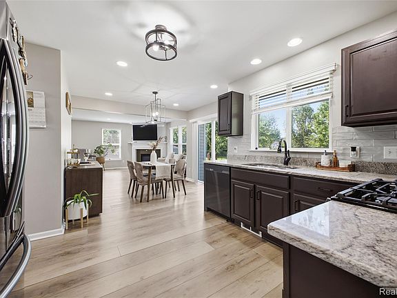 3rd image of 56291 Hastings Dr