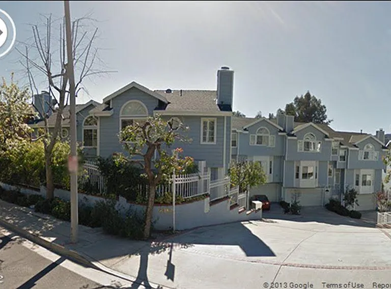 2350 Foothill Blvd #14 — Photo 2