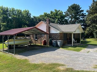 398 County Road 421, Killen, AL 35645