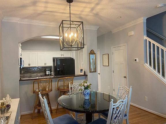 3rd image of 4139 Seafarer Ave